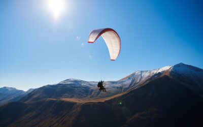 Parapente et sports outdoor en Italie : vue imprenable sur le Cervin